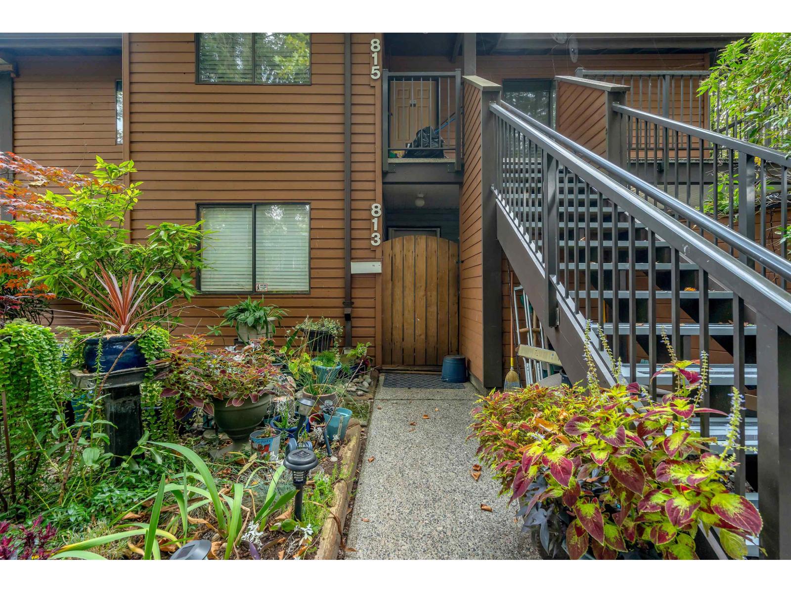 10620 150th Street Unit 813, Surrey, BC V3R 7S1
