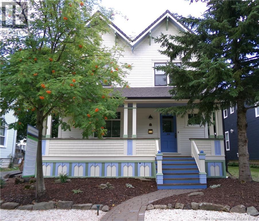 60 Williams St, Moncton, NB E1C 2G5