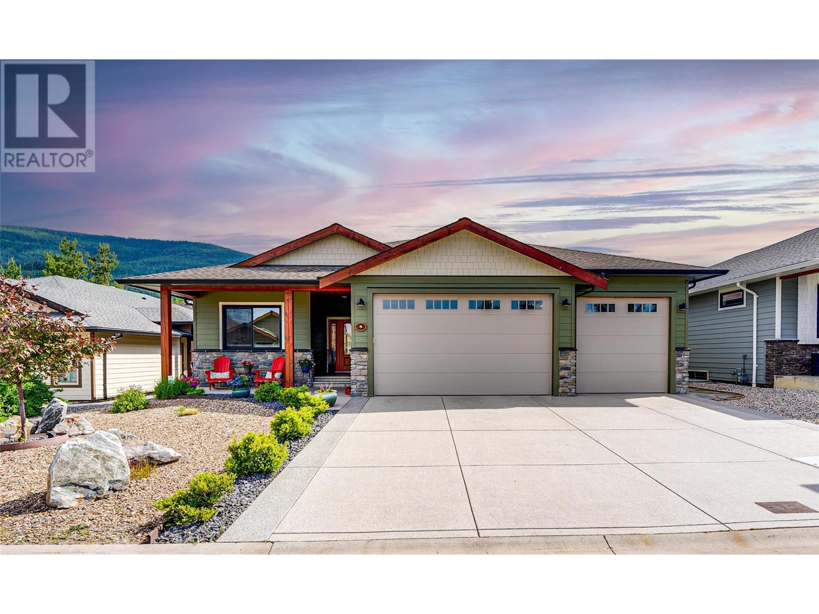 2444 York Avenue Unit 8, Armstrong, BC V4Y 0Y3