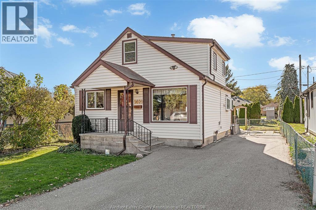 2629 Meldrum Rd, Windsor, ON N8W 4G3