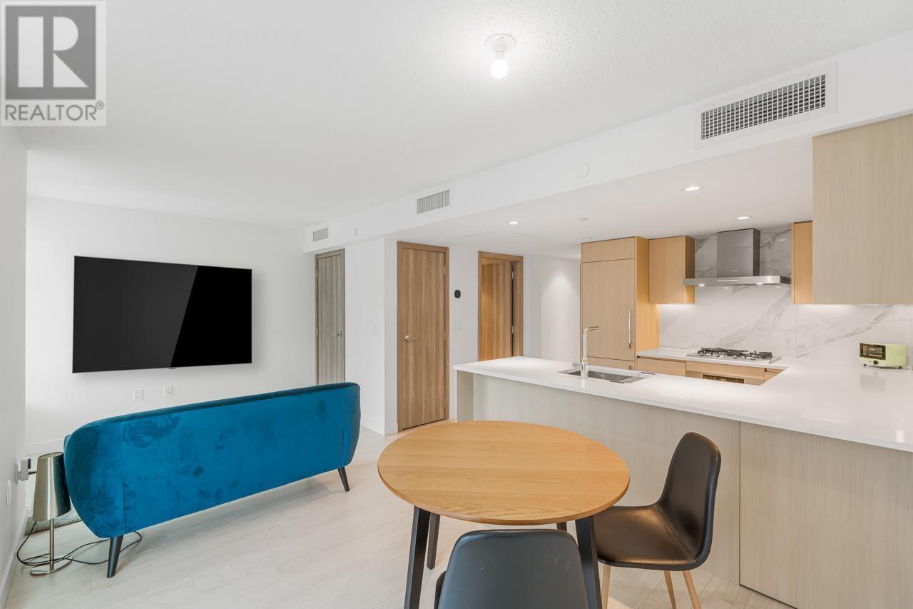 8555 Capstan Way Unit 909, Richmond, BC V6X 0W1