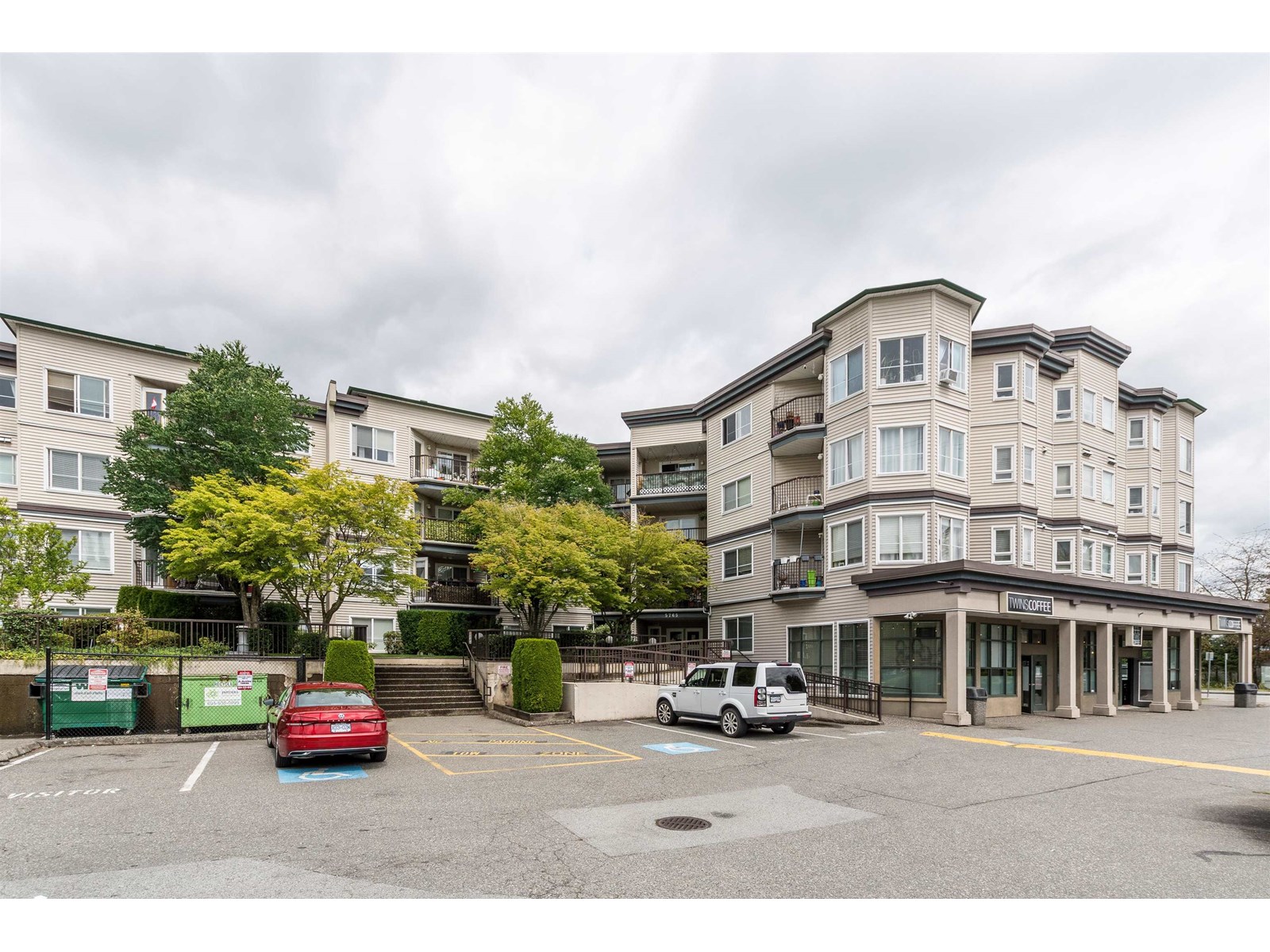5765 Glover Road Unit 402, Langley, BC V3A 8M8