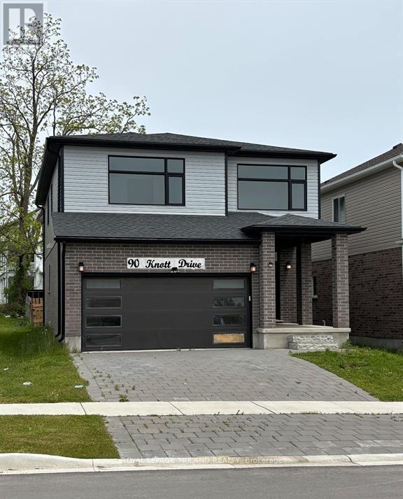 90 Knott Dr, London South South W, ON N0L 0G5