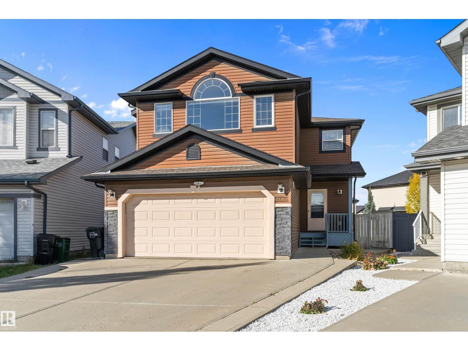 178 Av Nw Unit 8736, Edmonton, AB T5Z 0B8