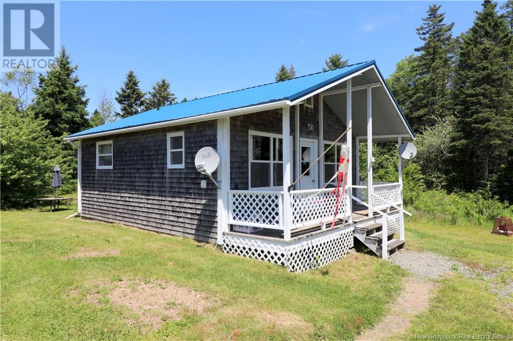 399 Dock Rd, Grand Manan, NB E5G 1N3