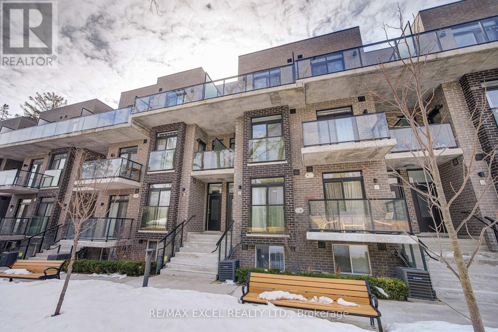 26 51 Winlock Park, Toronto Newtonbrook East, ON M2M 0B8
