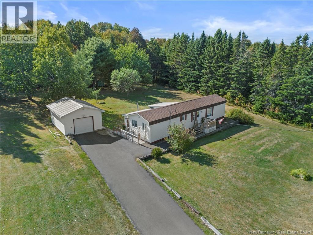 24 English Settlement Rd, Stanley, NB E6B 2C8