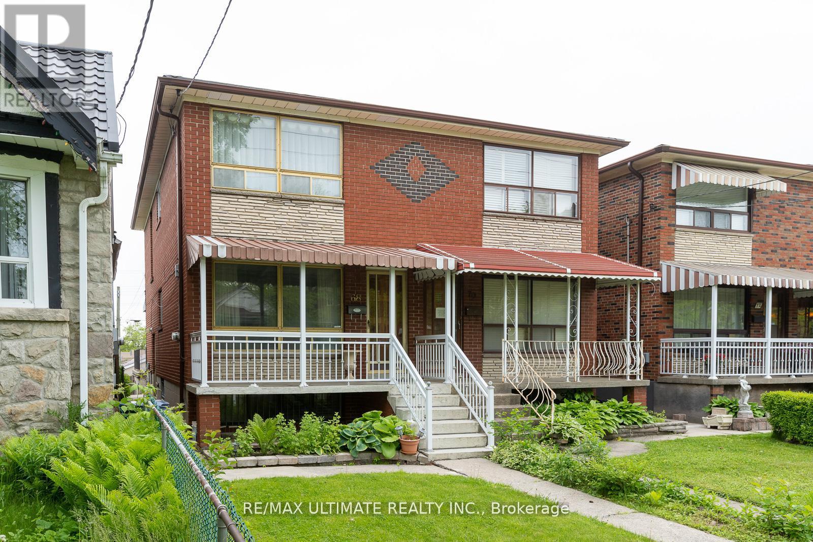 68 Caledonia Rd, Toronto, ON M6E 4S6