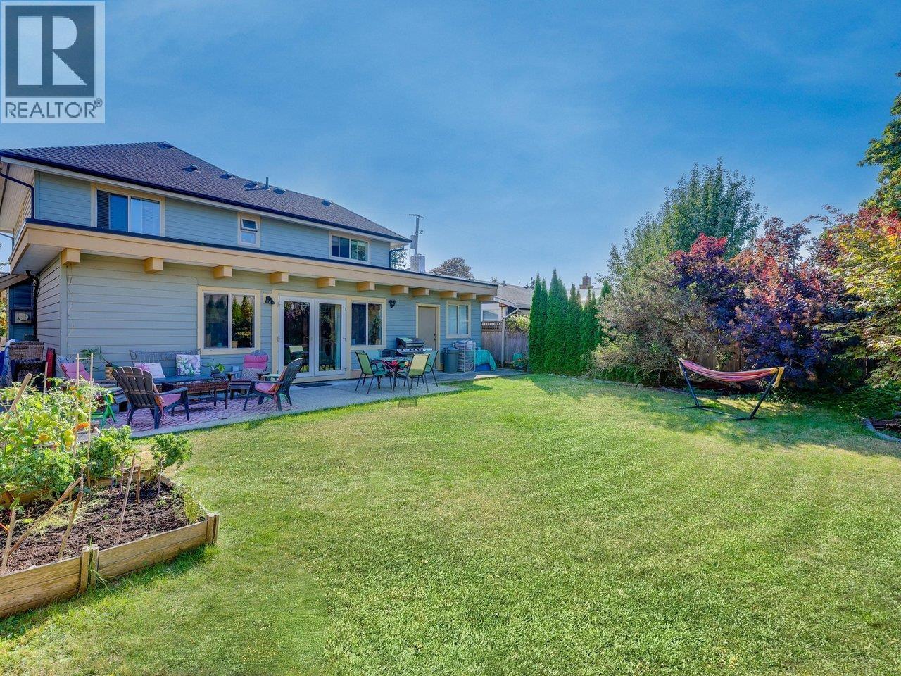 6763 Seaview Rd, Delta, BC V4L 1A2