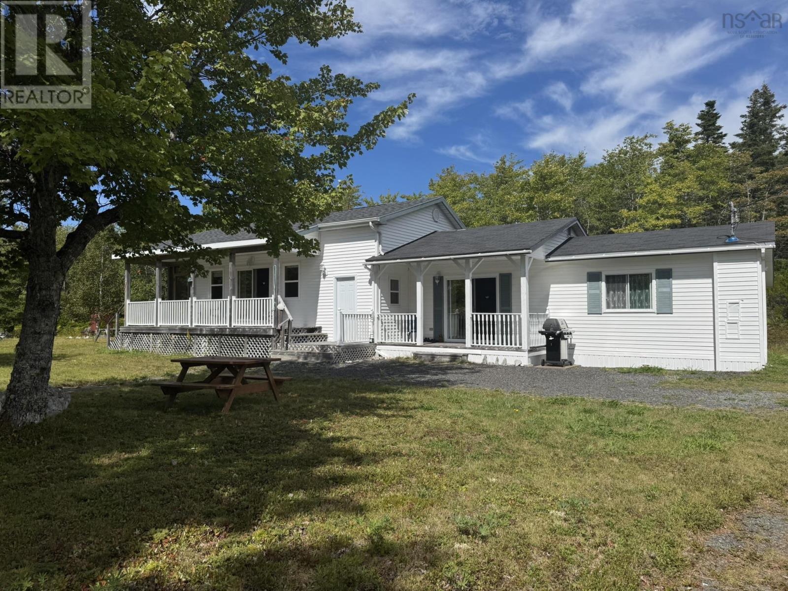 87 Somerset Dr, East Sable River, NS B0T 1V0