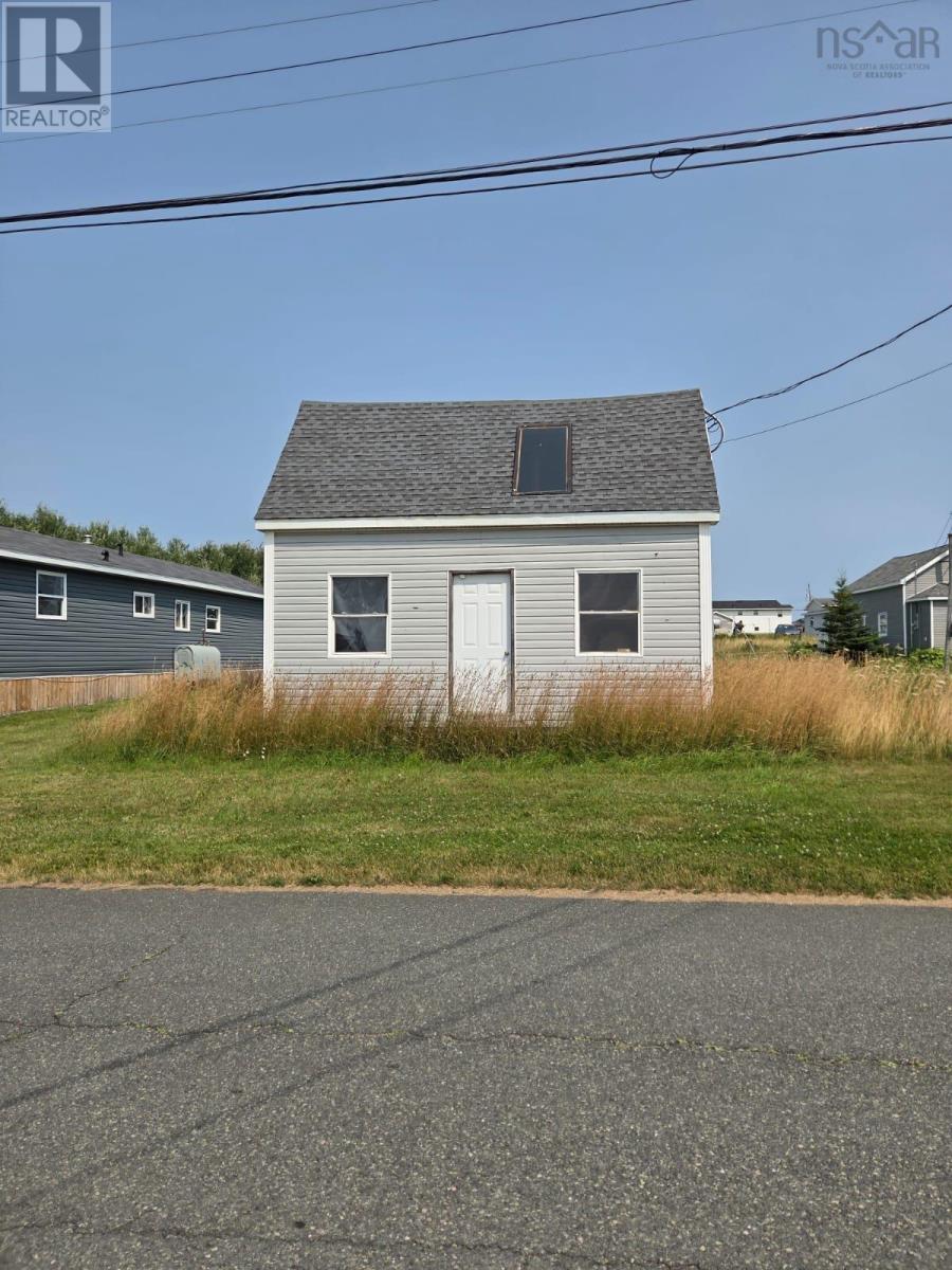34 Young St, Sydney Mines, NS B1V 1V5