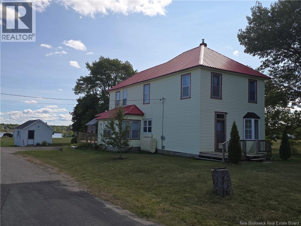 1 Gillis Ln, Miramichi, NB E1V 7A8