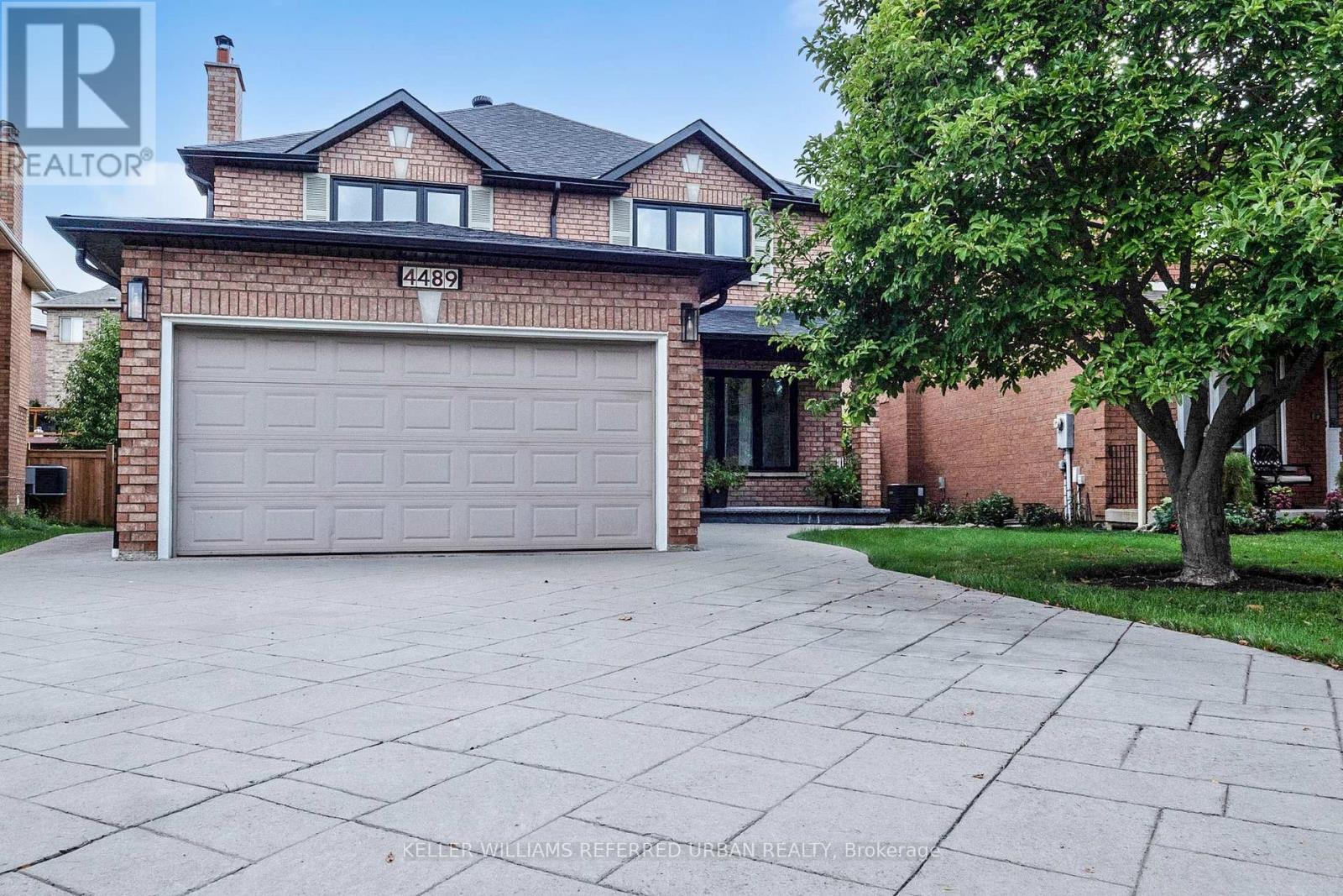 4489 Gladebrook Cres, Mississauga, ON L5V 1E5