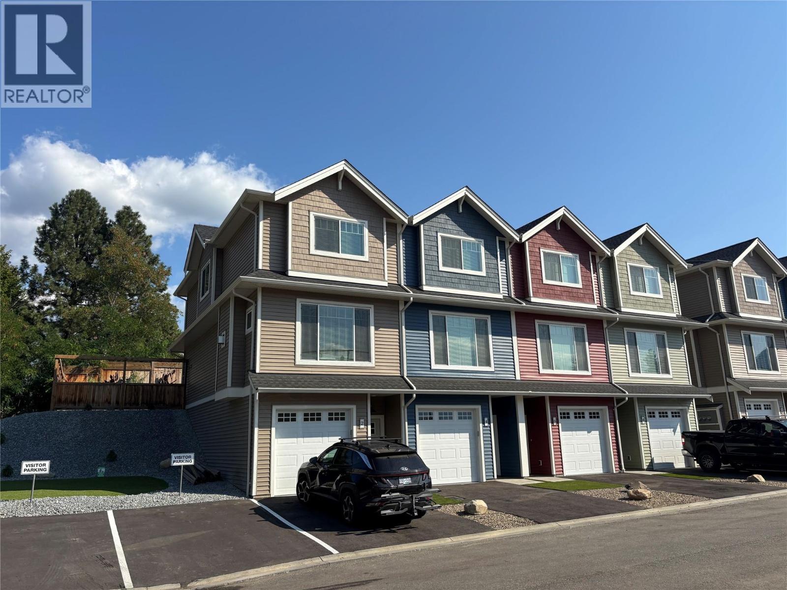 1910 11 Avenue Ne Unit 4, Salmon Arm, BC V1E 2V5