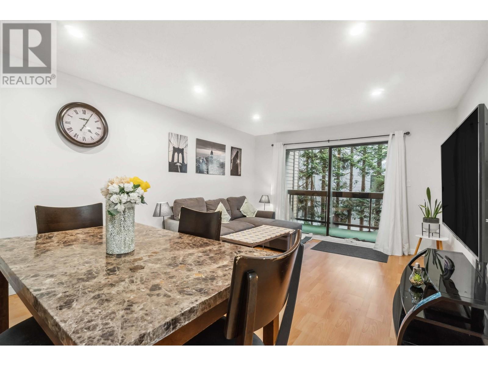6105 Kingsway Unit 203, Burnaby, BC V5J 5C7