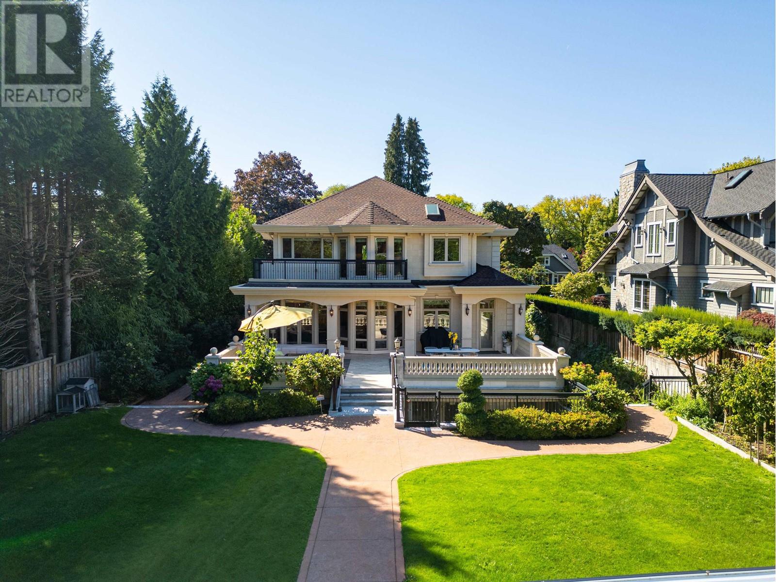 6188 Adera St, Vancouver, BC V6M 3J6