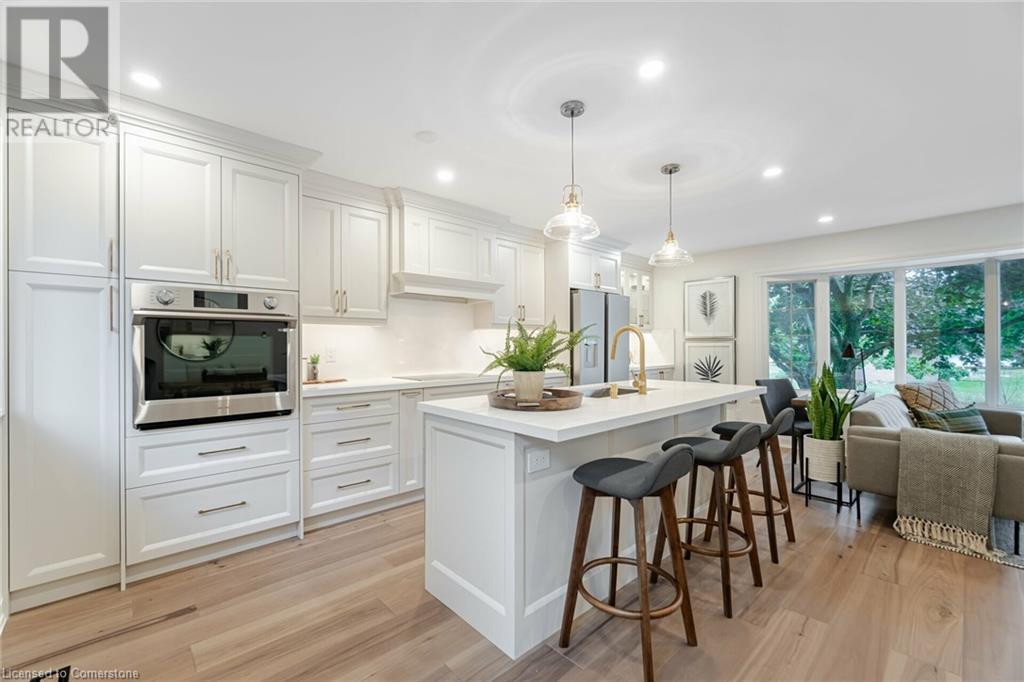 3150 Bentworth Dr, Burlington, ON L7M 1M2