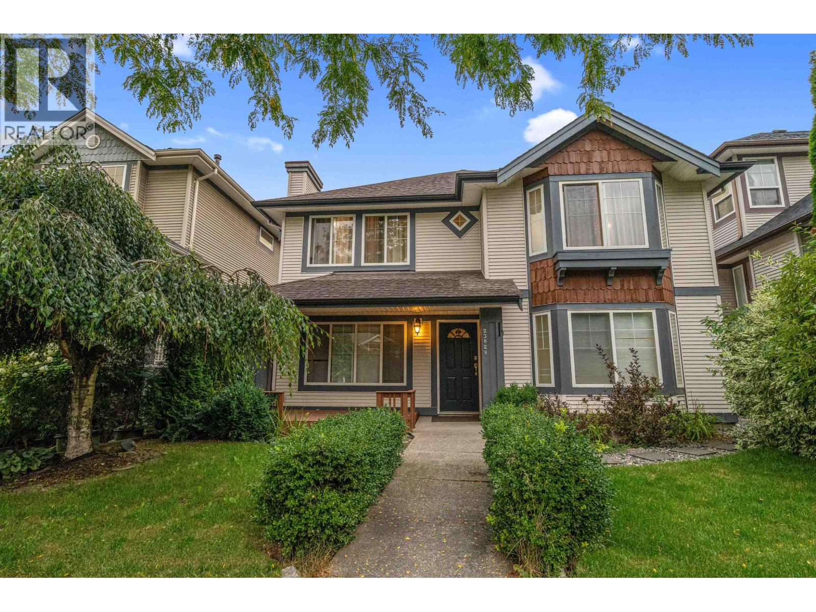 23829 Kanaka Way, Maple Ridge, BC V2W 1E5