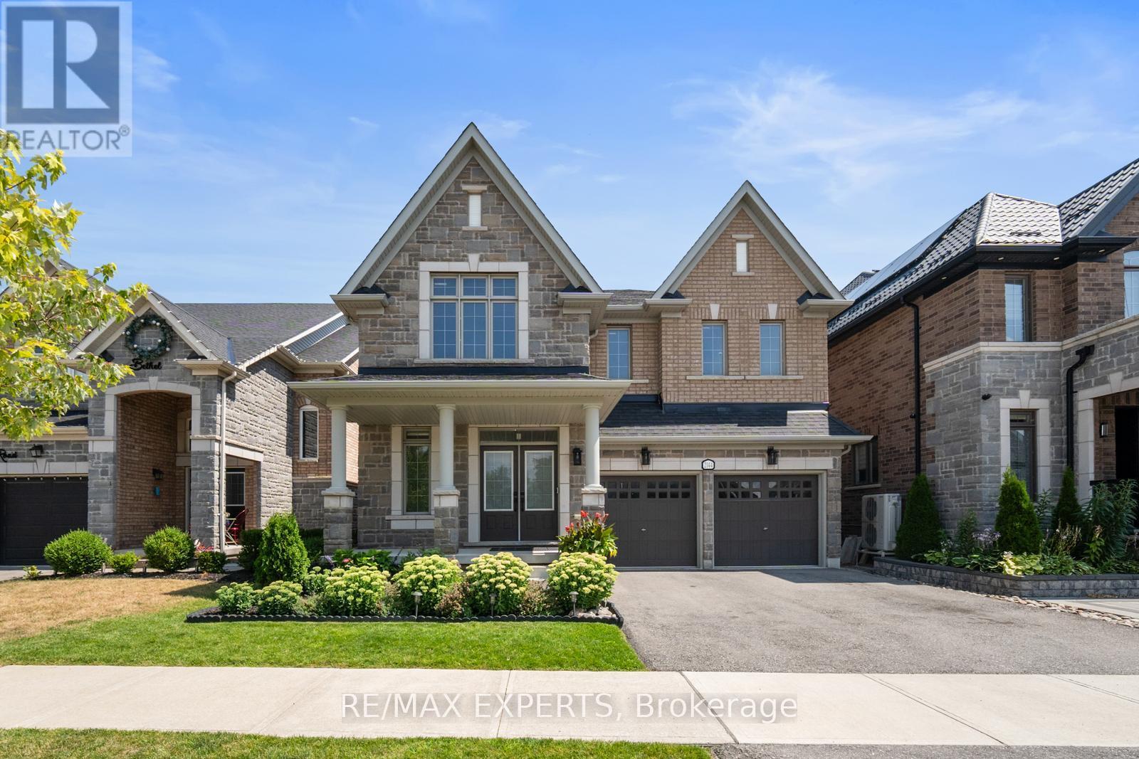 2144 Dale Rd, Innisfil, ON L9S 0H1