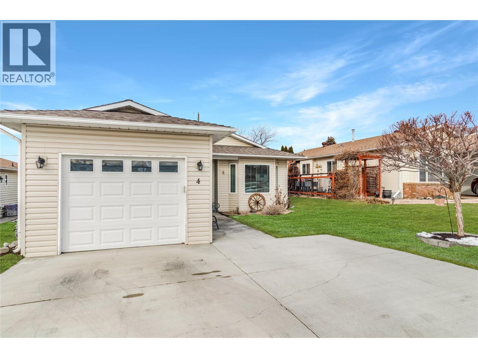 3481 Old Vernon Road Unit 4, Kelowna, BC V1X 6Z4