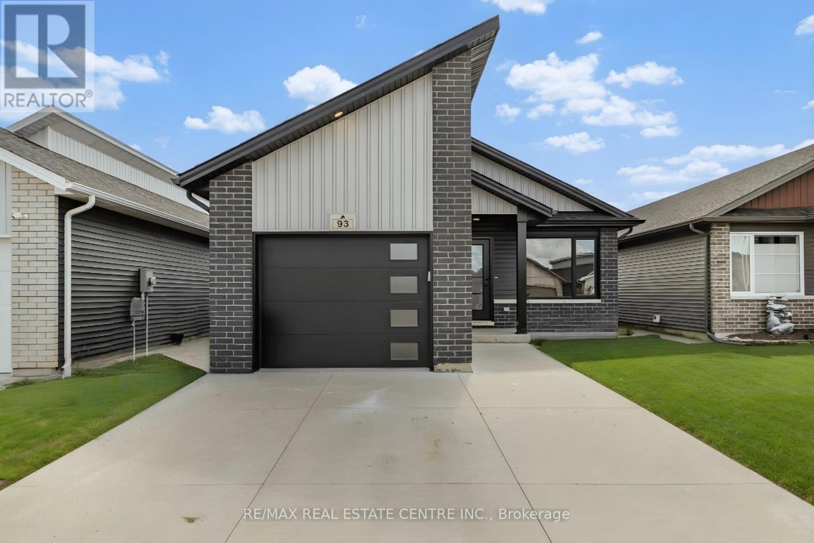 93 Moonstone Cres, Chatham-kent Chatham, ON N7M 0S2
