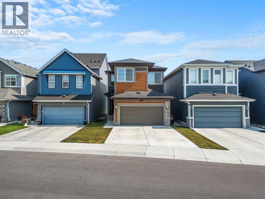 887 Seton Cir SE, Calgary, AB T3M 3B5