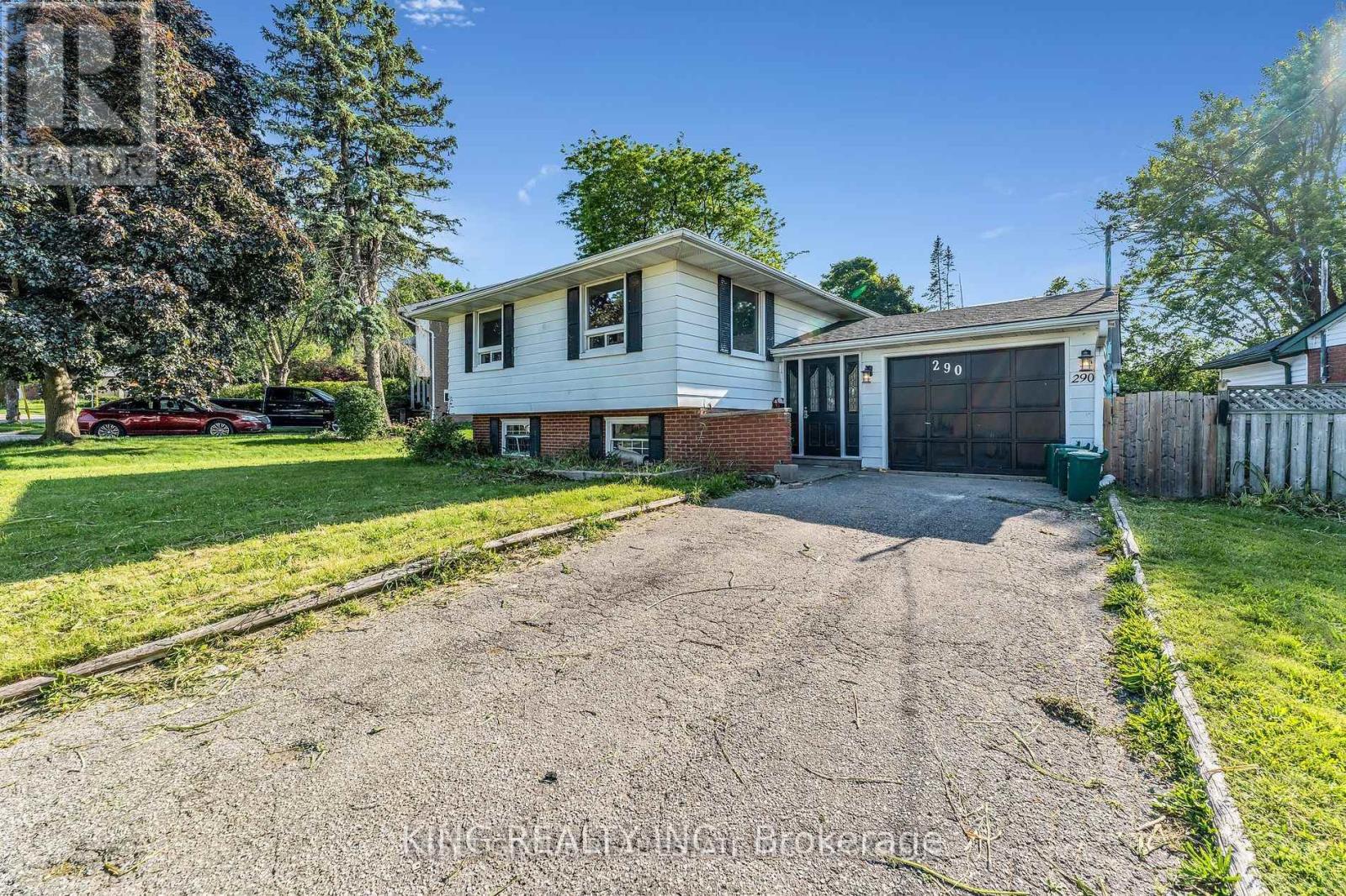 290 Lincoln Rd, Waterloo, ON N2J 2P5