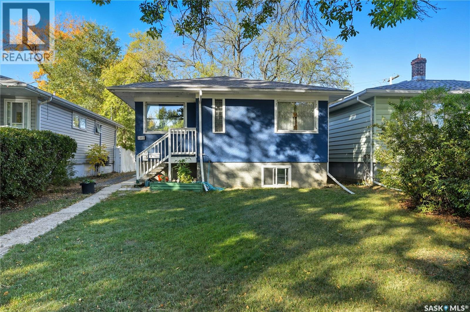 2440 Mcara St, Regina, SK S4N 2W5