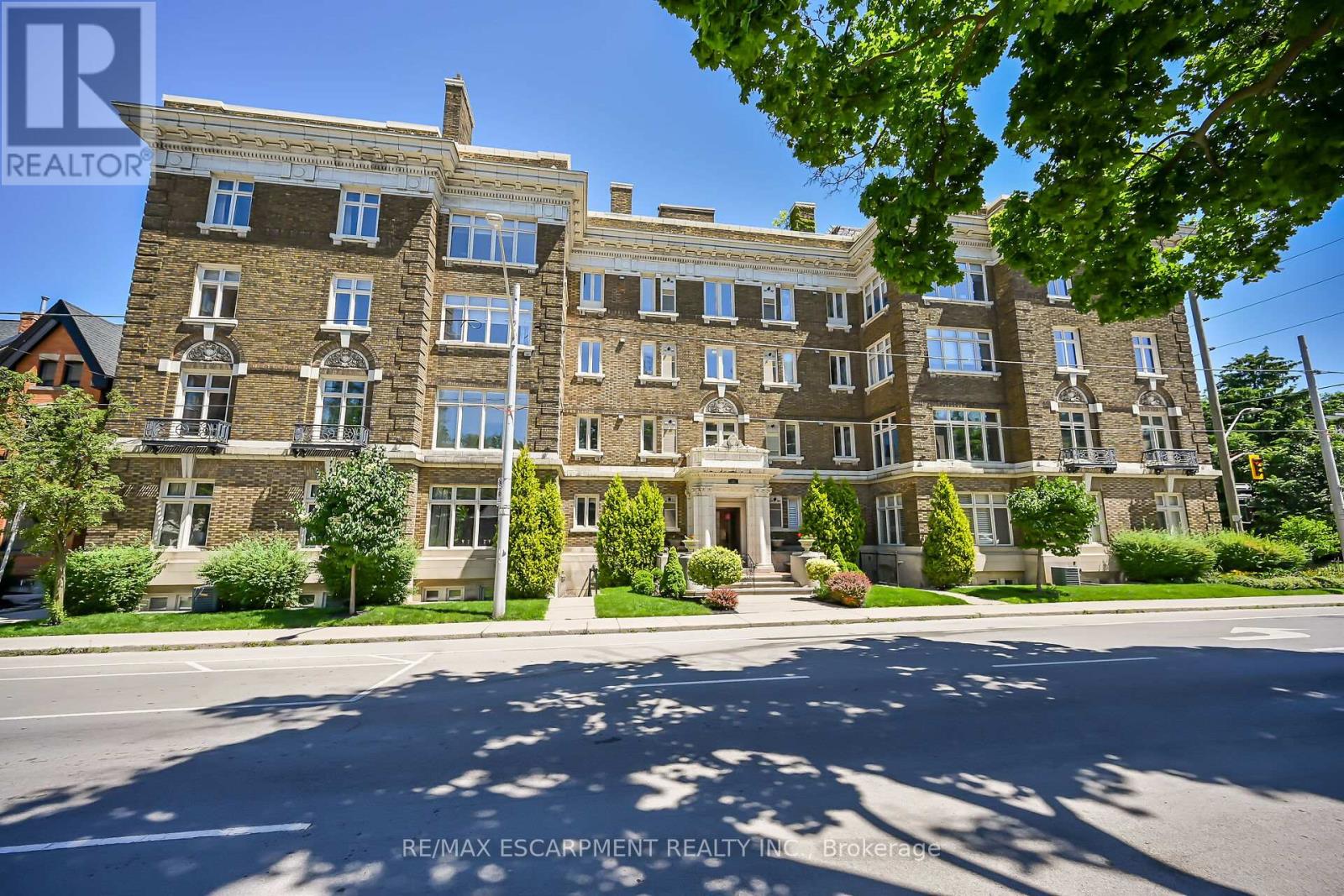 86 Herkimer St, Hamilton, ON L8P 2G7