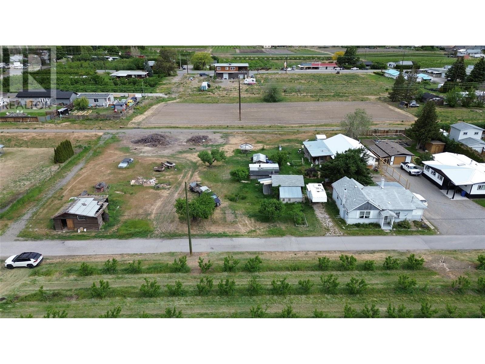 110 9th Avenue, Keremeos, BC V0X 1N3