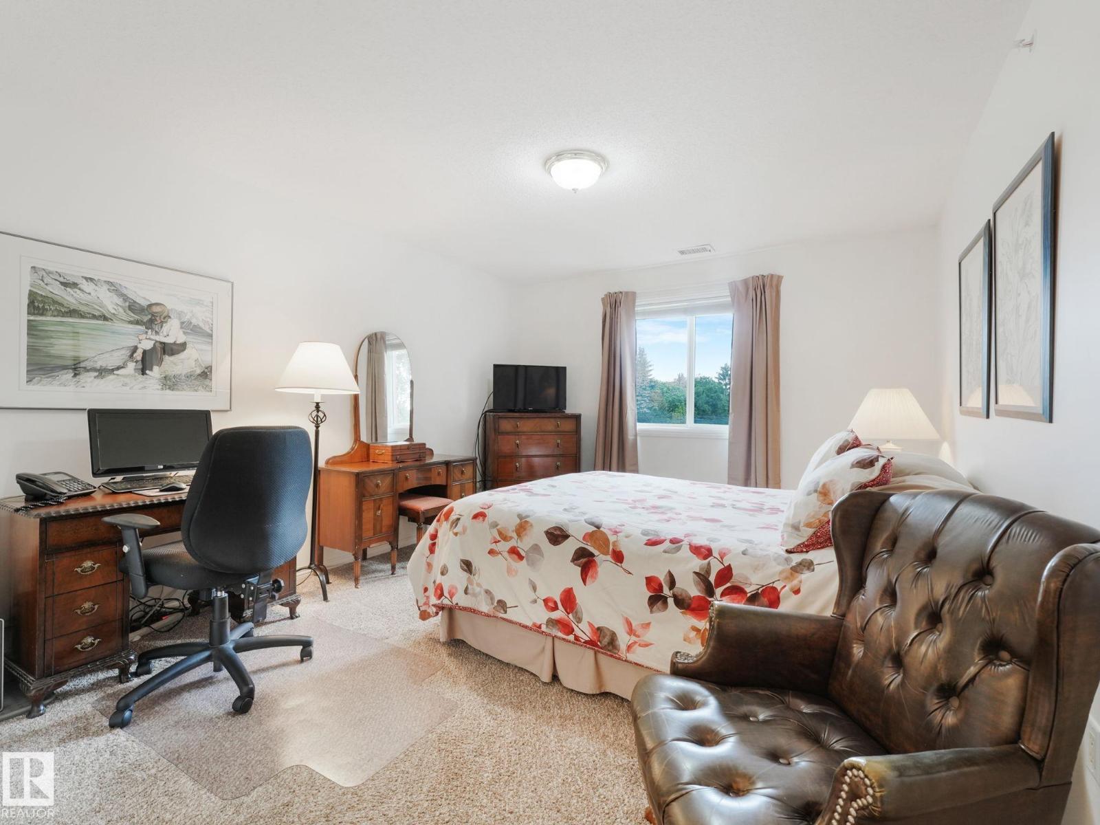 6220 Fulton Road Northwest #303, Edmonton, AB T6A 3T4