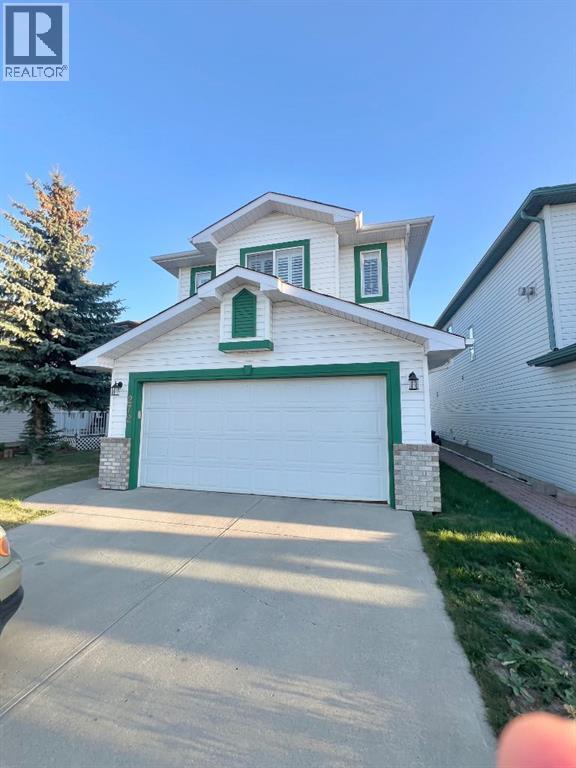 272 Applestone Park SE, Calgary, AB T2W 7W3