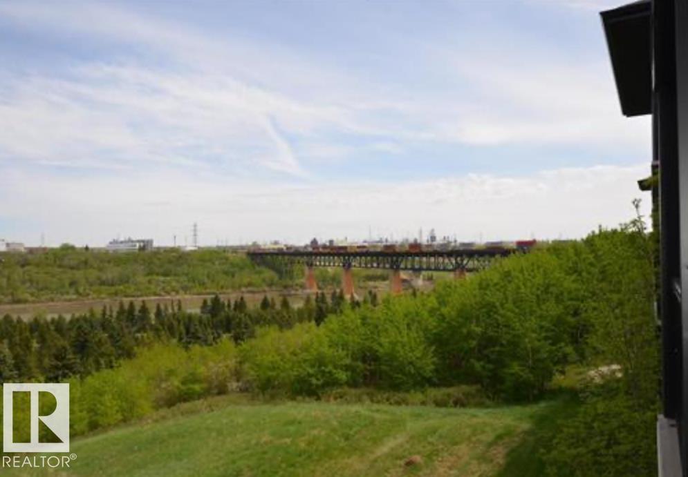 1196 Hyndman Road Northwest #351, Edmonton, AB T5A 0X8