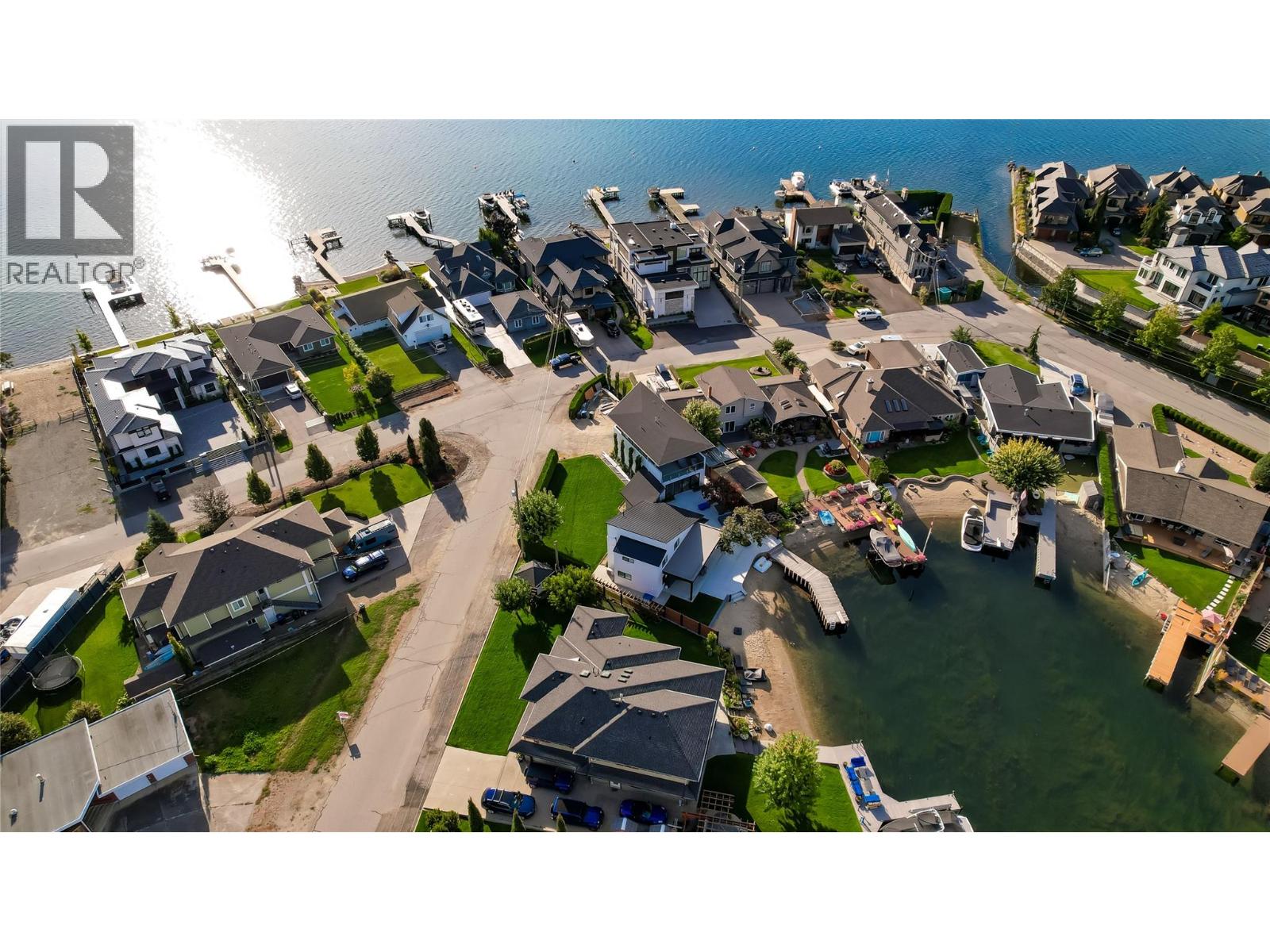 1350 Green Bay Rd, West Kelowna, BC V4T 2B6