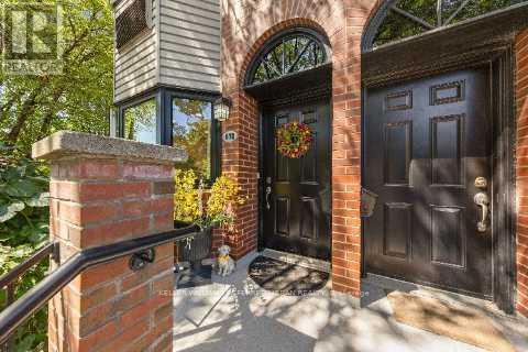 618 574 Wellington St W, Toronto, ON M5V 2X5