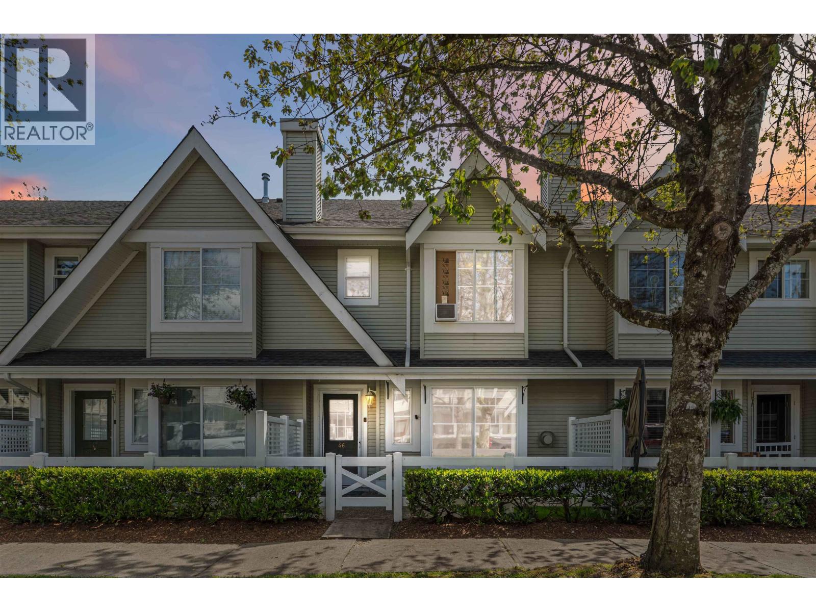 23560 119 Avenue Unit 46, Maple Ridge, BC V4R 2P5