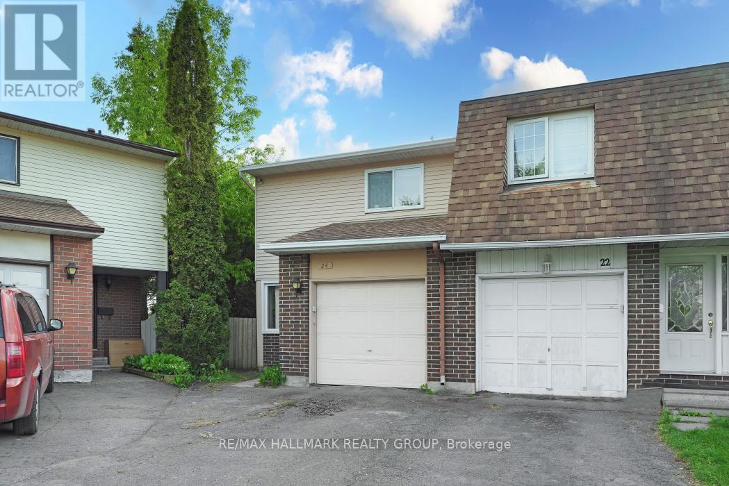 24 Erin Cres, Ottawa, ON K1V 9Z2
