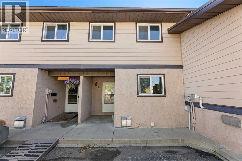 1706 22 Avenue Unit 18, Didsbury, AB T0M 0W0