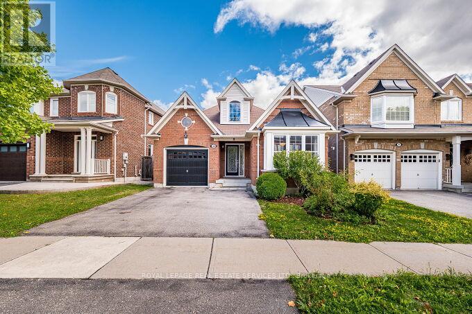 39 Mae Brooks Dr, Newmarket, ON L3X 3J5