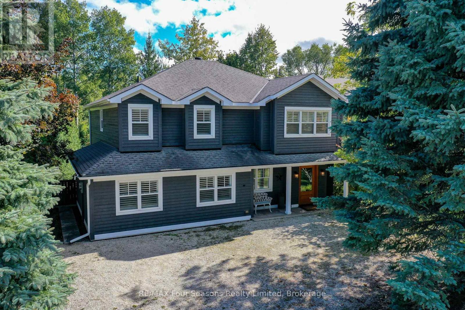 108 Liisas Ln, The Blue Mountains, ON L9Y 0M3