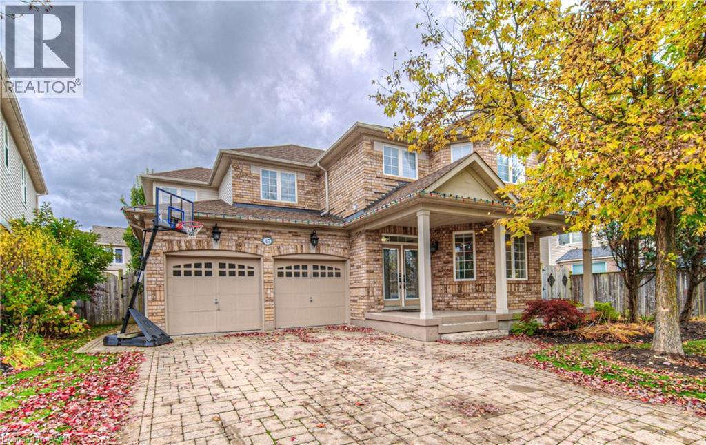 47 Dellgrove Cir, Cambridge, ON N1T 2J9