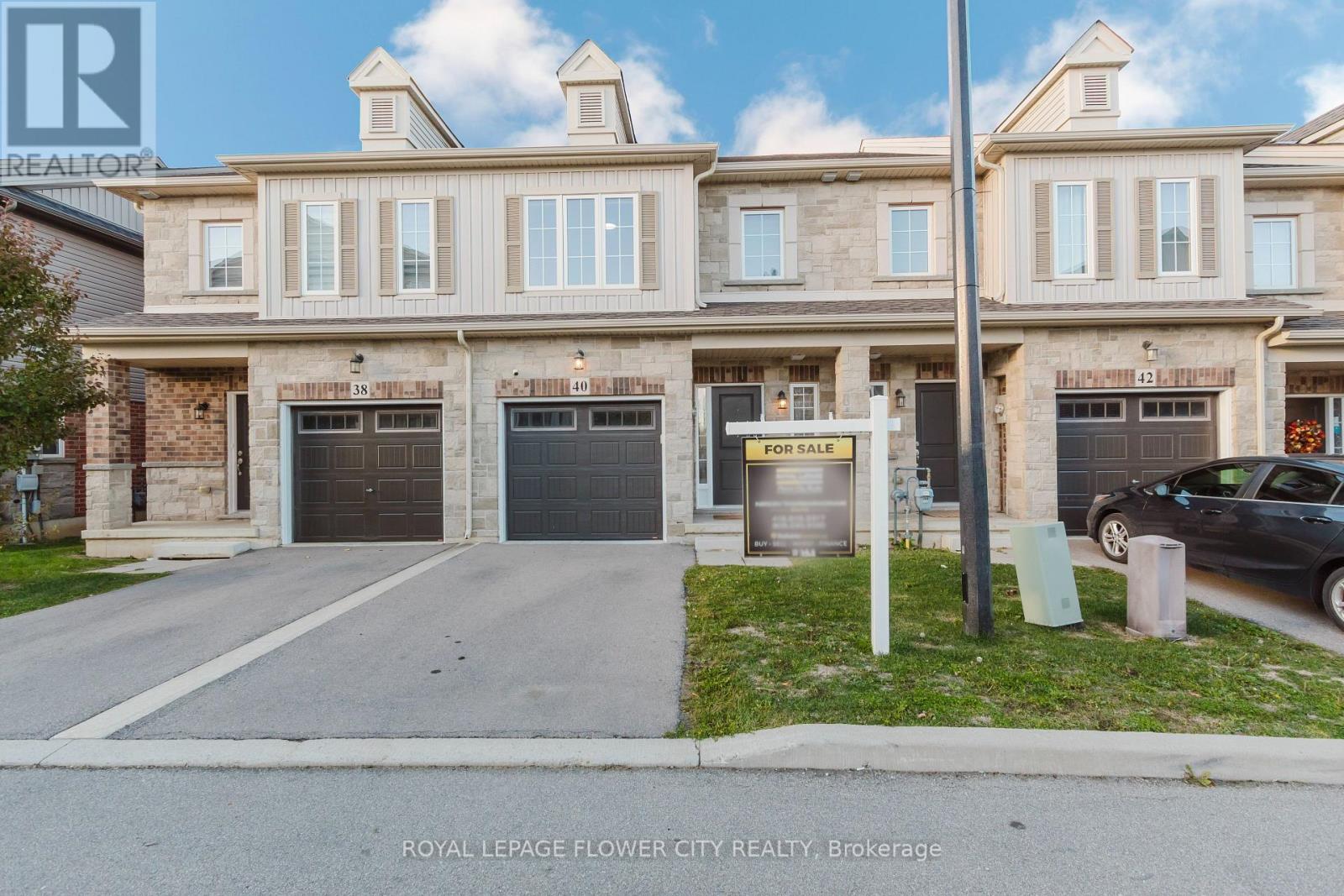 40 Dayman Dr, Hamilton, ON L9K 0J9