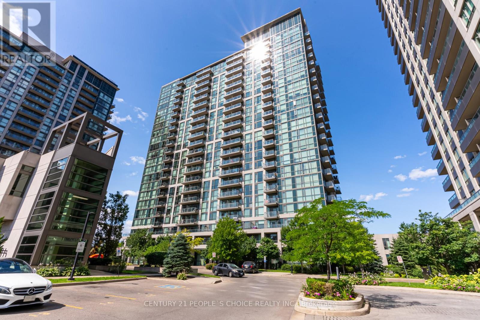 2118 339 Rathburn Rd, Mississauga, ON L5B 0K6