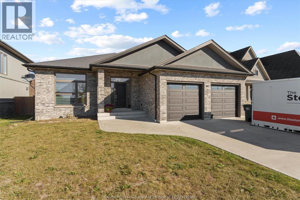 967 Westwood Dr, Lakeshore, ON N0R 1A0