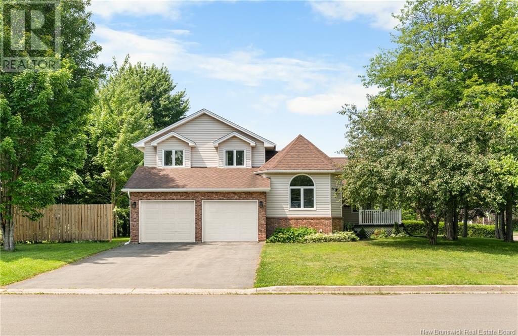 181 White Oak Ter, Moncton, NB E1G 2G2