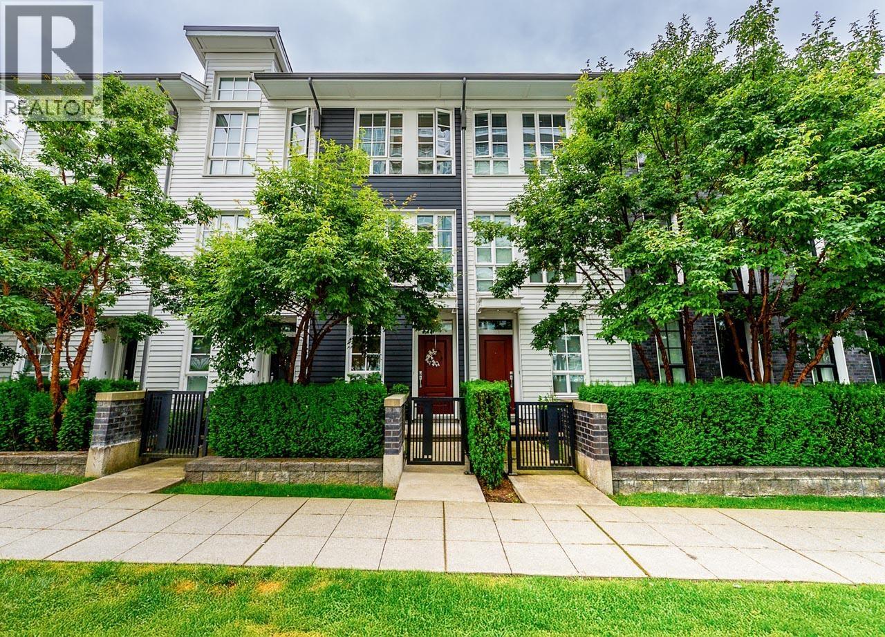 528 Foster Avenue Unit 107, Coquitlam, BC V3J 0E3