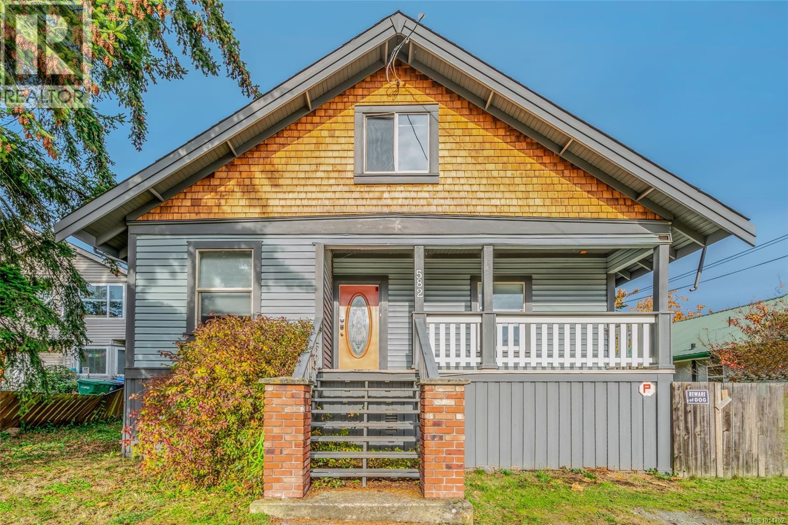 582 Bradley St, Nanaimo, BC V9S 1C1