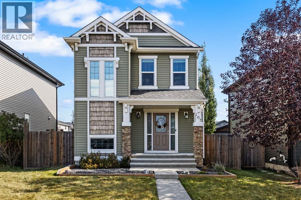 107 Drake Landing Loop, Okotoks, AB T1S 0H4