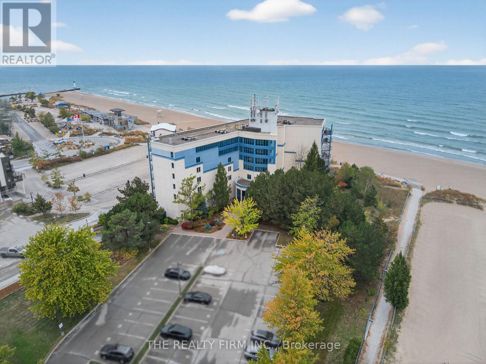 604 9 Pine St, Lambton Shores, ON N0M 1T0