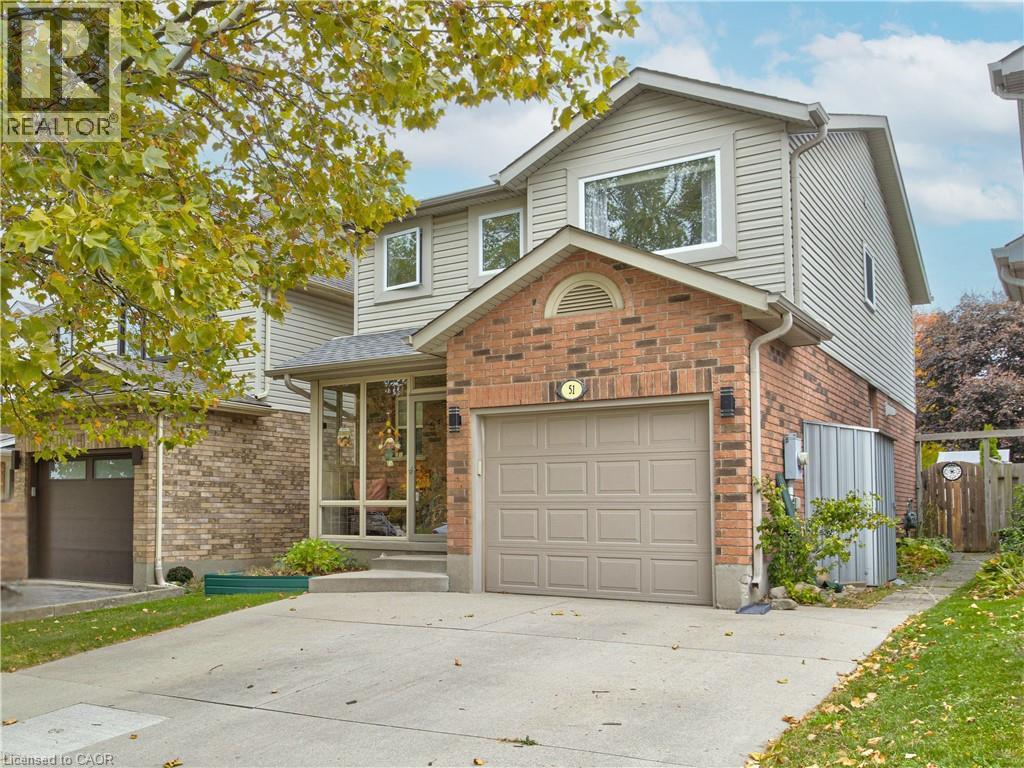 51 Mcmeeken Dr, Cambridge, ON N3C 4E4